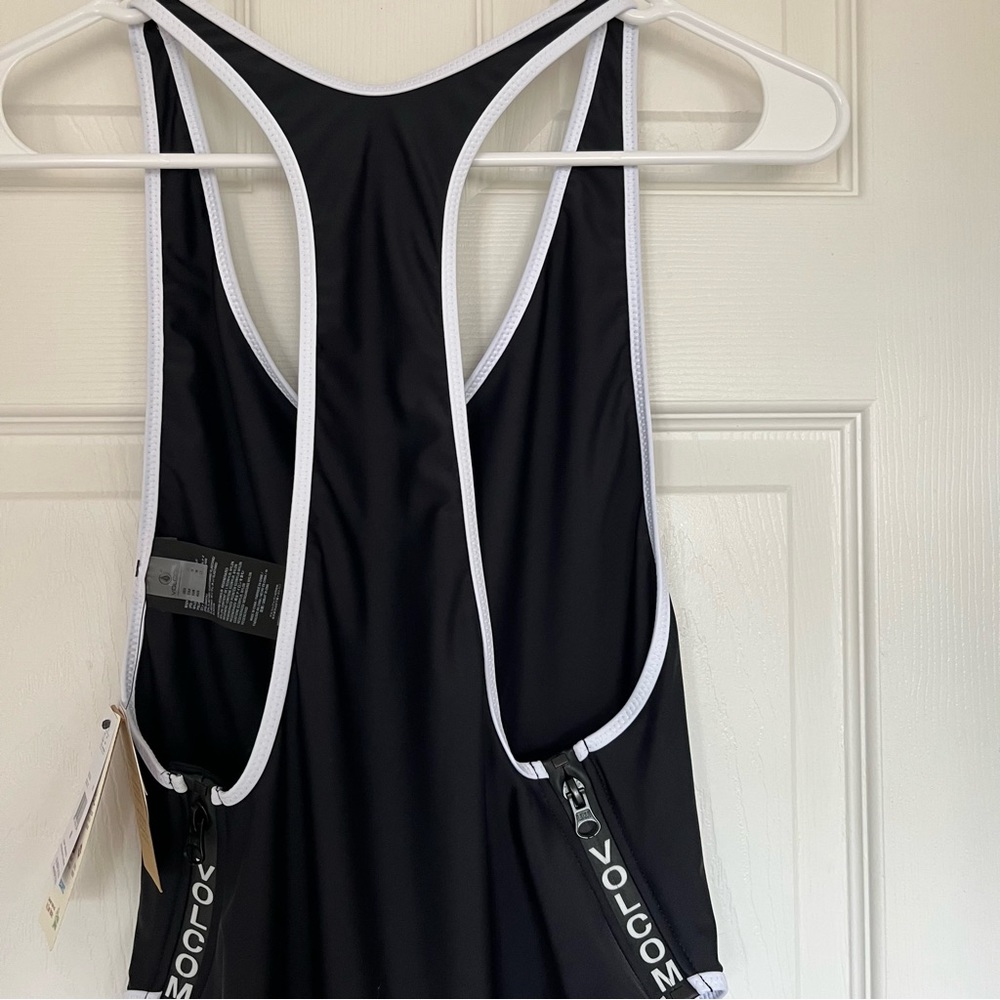 Volcom• Coco One Piece Swimsuit - Picture 13 of 14